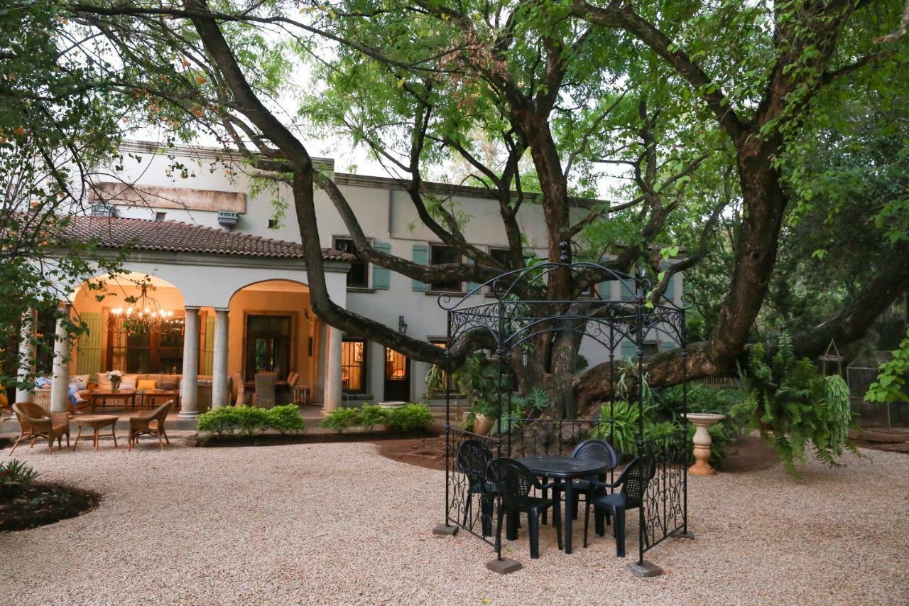 Angel Oak Guesthouse Brits Exteriör bild